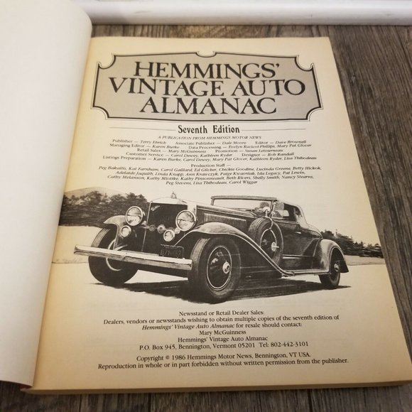 1986 Hemmings Vintage Auto Almanac‎ Car Books Magazines Collectibles Motor News - Picture 4 of 8